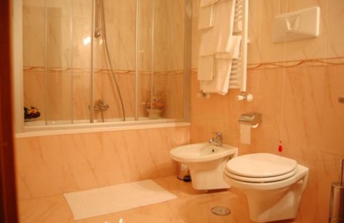 Naples Hotel | Hotel Joyfull