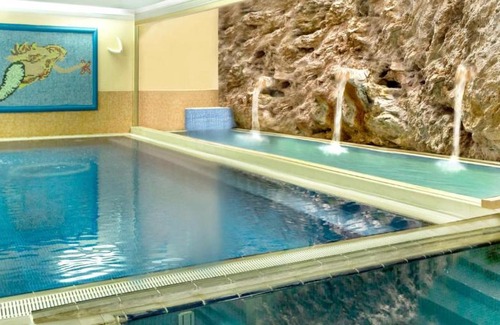 Muradiye Mahallesi Hotel | Hotel Kırcı Termal & Spa