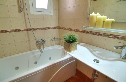 Itea Hotel | Hotel Kalafati