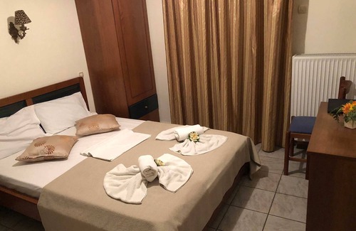 Nees Pagases Hotel | Hotel Karagianni