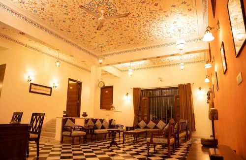 Shavri Colony Hotel | Hotel Karohi Villa