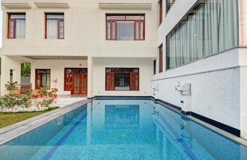Shavri Colony Hotel | Hotel Karohi Villa