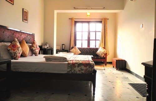 Kota Hotel | Hotel Kishan Kunj