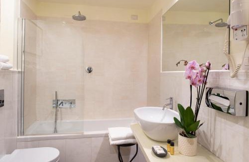 San Gimignano City Centre Hotel | Hotel L'Antico Pozzo