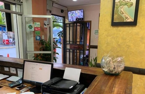 Atacames Hotel | Hotel La Barca