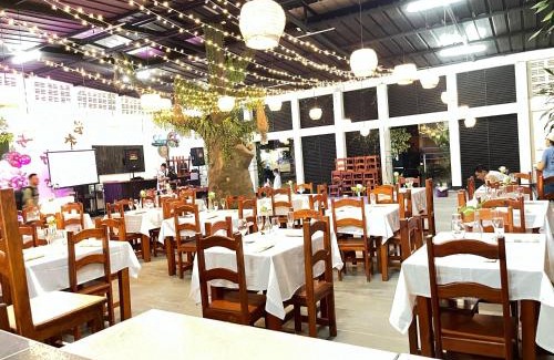 La Macarena Hotel | Hotel la fuente j.n