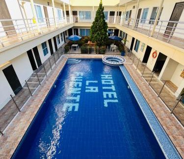 La Macarena Hotel | Hotel la fuente j.n