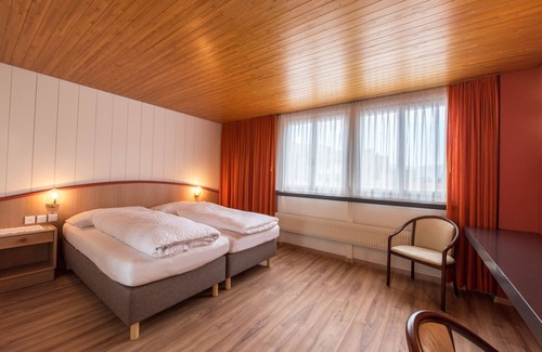 Unteriberg Hotel | Hotel Landgasthof Rosslipost