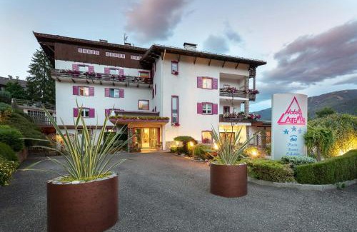 Castello-Molina di Fiemme Hotel | Hotel Latemar
