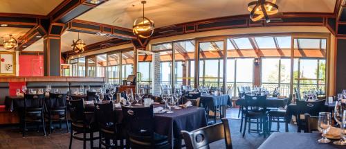 Chicoutimi Hotel | Hotel Le Montagnais