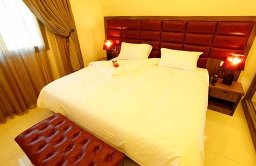 Zouk El Kharab Hotel | Hotel Le Noble