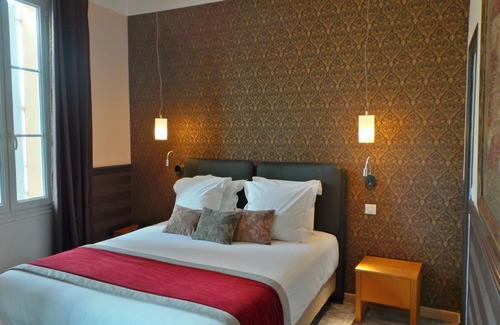 Antibes Old Town Hotel | Hotel Le Relais Du Postillon