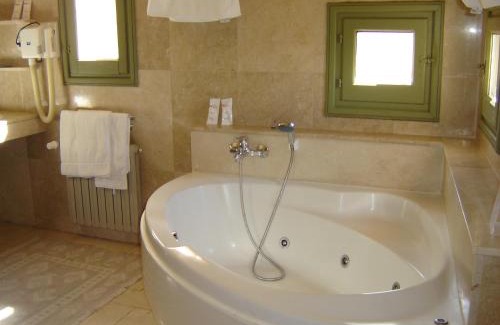 Old Town Hotel | Hotel Leonor de Aquitania