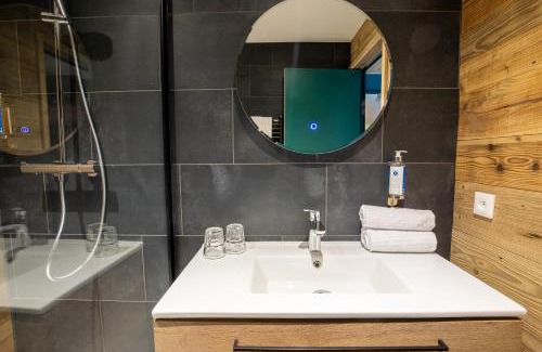 Les Deux Alpes Hotel | Hotel Les Lutins