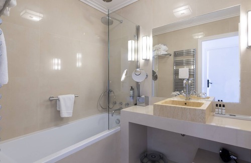 Ajaccio Hotel | Hotel Les Mouettes