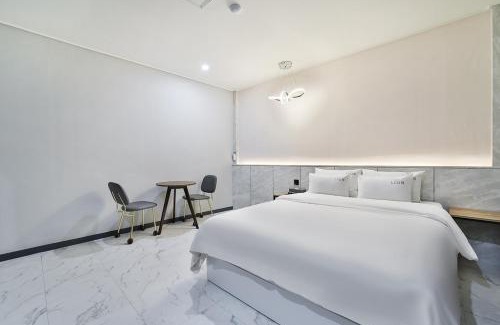 Cheongju Hotel | Hotel Lion