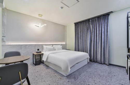 Cheongju Hotel | Hotel Lion