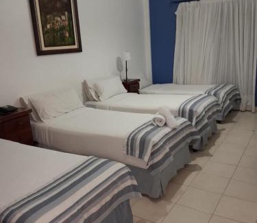 Perico Hotel | HOTEL LOS ARCOS El placer de lo natural