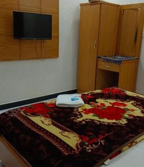 PECHS House | Hotel Luxury Palace