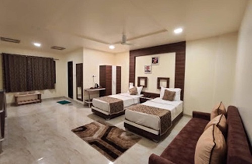 Daulatabad Hotel | Hotel Manik
