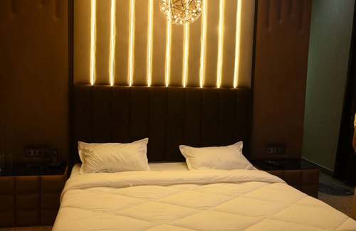 Ganganagar Hotel | HOTEL MAATAR CHHAAYA