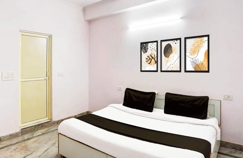 Sector 18 Hotel | Hotel Maharaja Noida