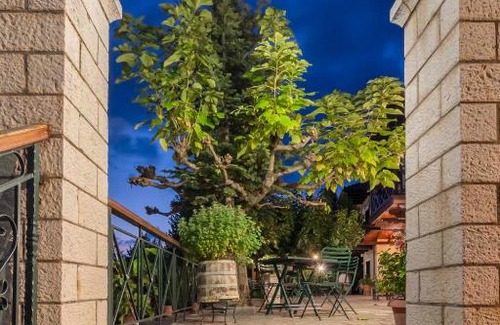 Agrafa Hotel | Hotel Makkas