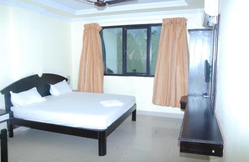 Karaikal Hotel | Hotel Mano Residency