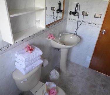 Hanga Roa Hotel | Hotel Manutara