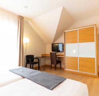 Noja Hotel | Hotel Marítimo Ris con garaje