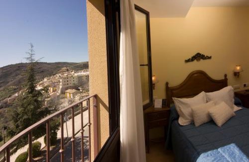 Pastrana Hotel | Hotel Mayno