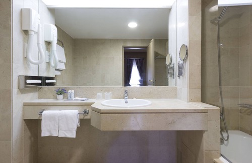 Vila Praia de Ancora Hotel | Hotel Meira