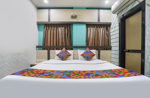 Surat Hotel | Hotel Merit