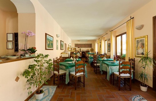 Santa Teresa di Gallura Hotel | Hotel Moderno