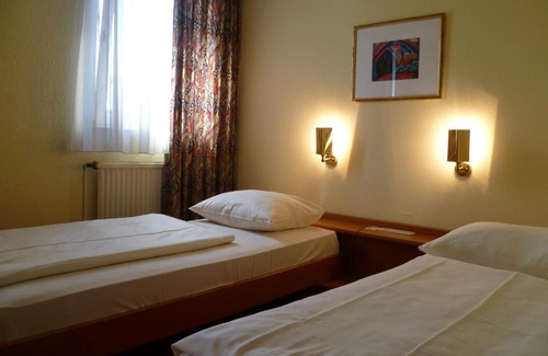 Stadtmitte Hotel | Hotel Mondial