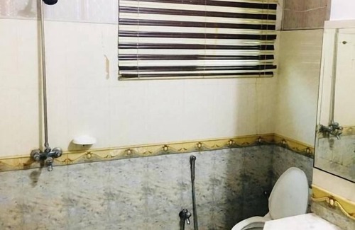 Johar Town Hotel | Hotel Moon Palace