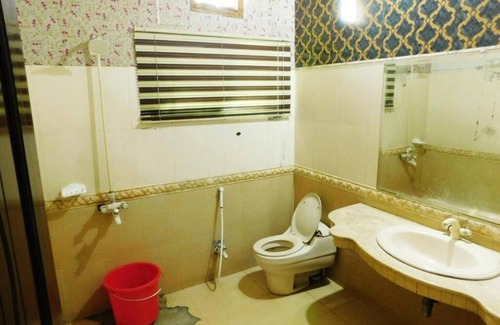 Johar Town Hotel | Hotel Moon Palace