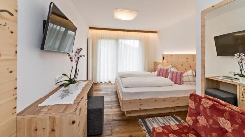 Valle San Silvestro Hotel | Hotel Moritz