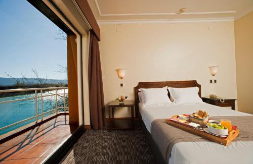 Valdivia Hotel | Hotel Naguilan