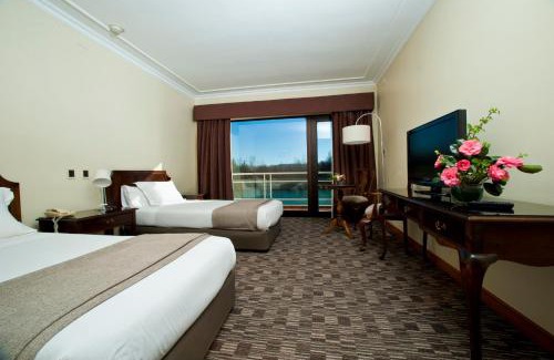 Valdivia Hotel | Hotel Naguilan