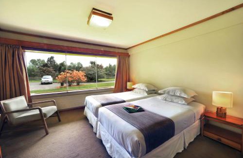 Valdivia Hotel | Hotel Naguilan