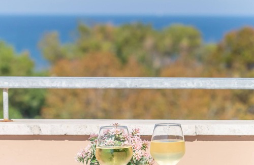 Marebello Hotel | HOTEL NAICA