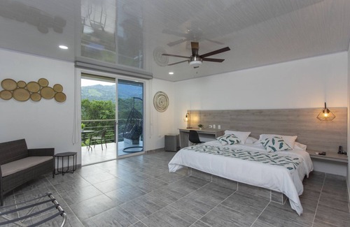 Villeta Hotel | Hotel Natural Hill's by H&R