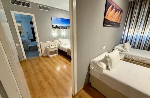 Los Cuarteros Hotel | Hotel Neptuno