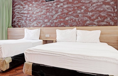 Sibu Hotel | Hotel O 69 Room 4 Stay