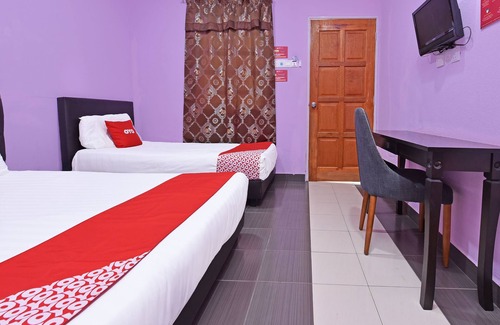 Lubok Buaya Hotel | Hotel O Awan Biru Motel