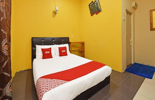 Lubok Buaya Hotel | Hotel O Awan Biru Motel