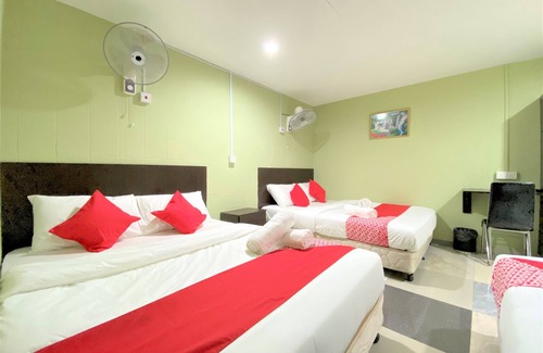 Batu Ferringhi Hotel | Hotel O Bamboo Inn