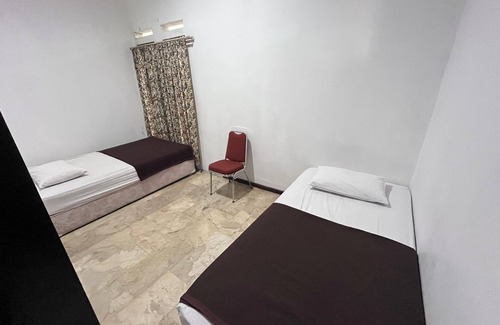 Cisarua Hotel | Hotel O Bungalow Homestay