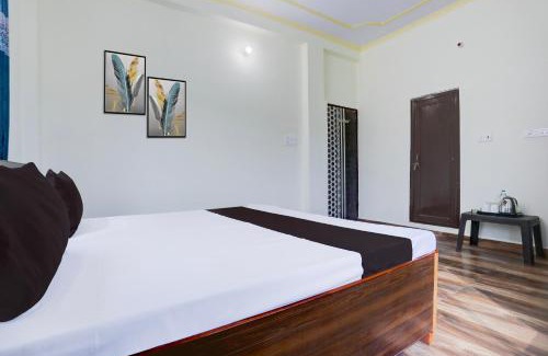 Varanasi Hotel | Hotel O Harsh Palace Guest House